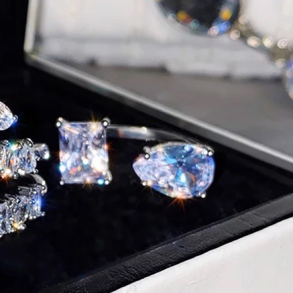 Silver ring - Picture 11 of 11